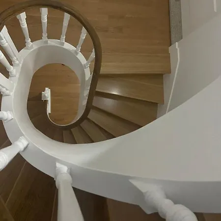 Apartament Ferreira's House