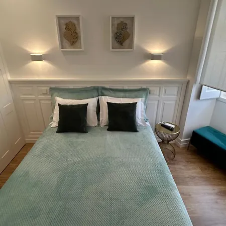 Apartament Ferreira's House