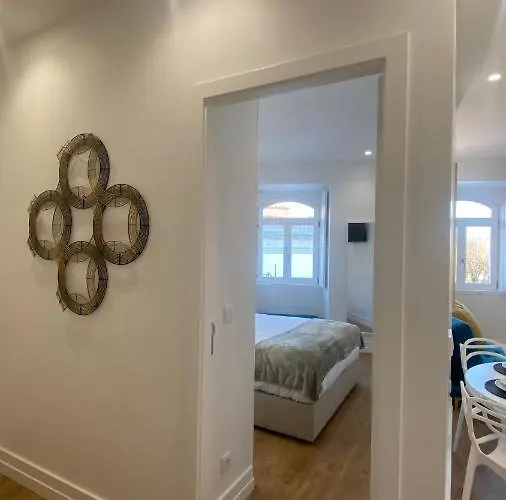 Апартаменты Ferreira's House